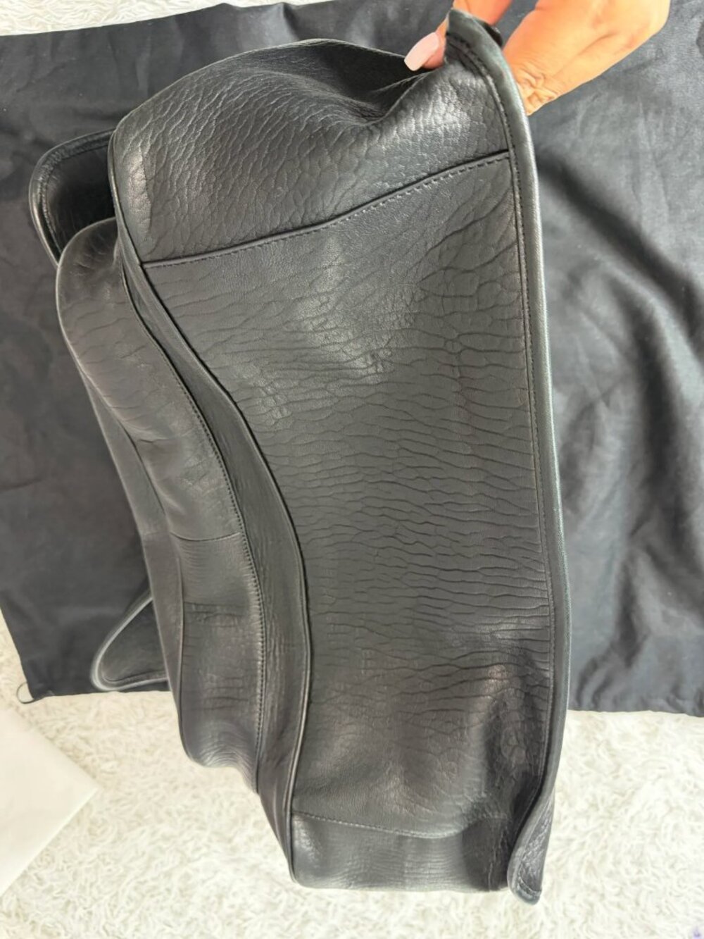 Saint Laurent Quilted Lambskin Leather XL Niki Bag Black - Picture 7 of 14